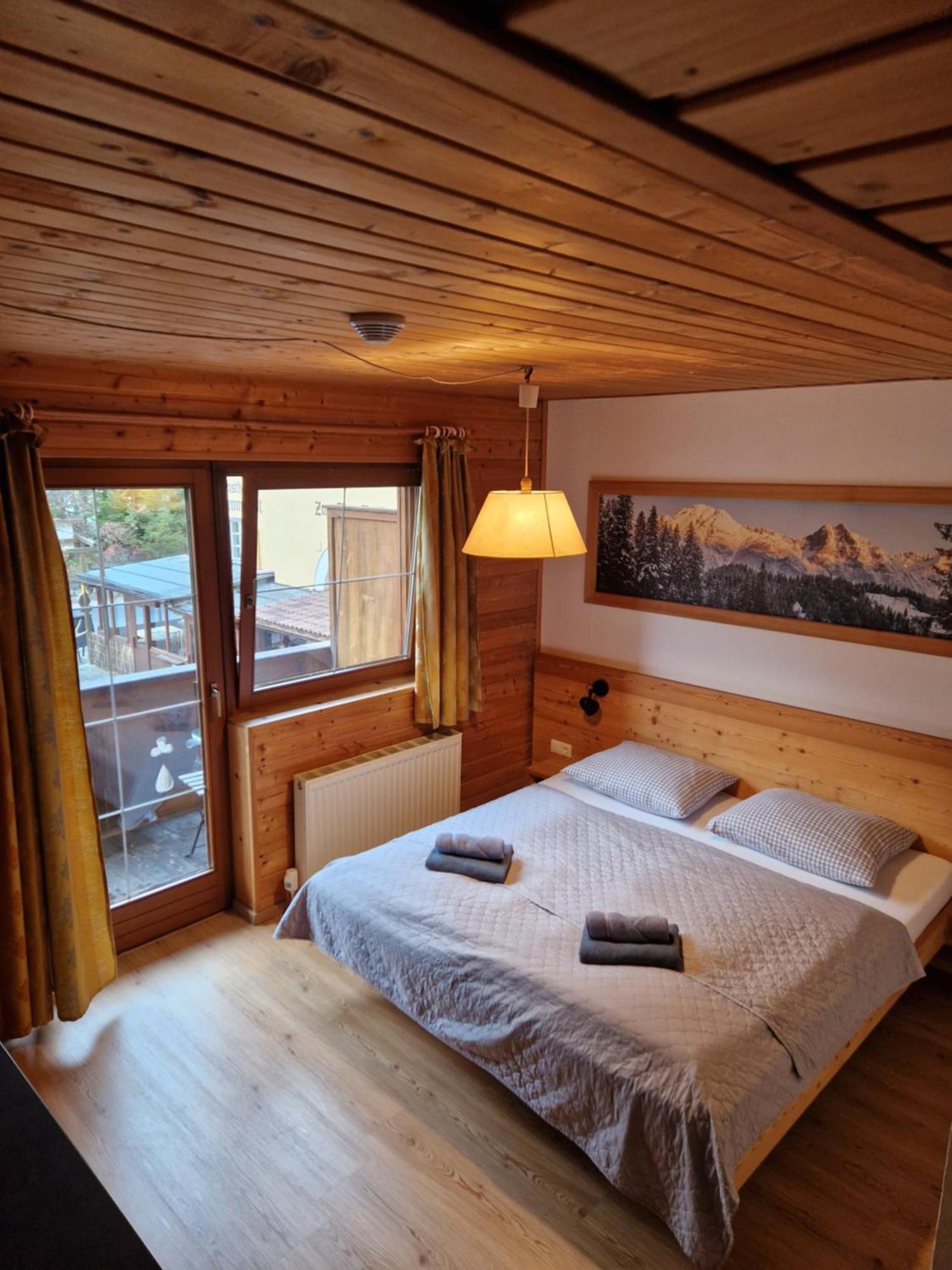 Bed and Breakfast Garni Baerenwirt Leutasch Exterior foto